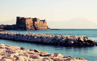 Terracina: La Base Perfetta per Esplorare Napoli e le sue Bellezze – Terracina: The Perfect Base for Exploring Naples and its Beauties